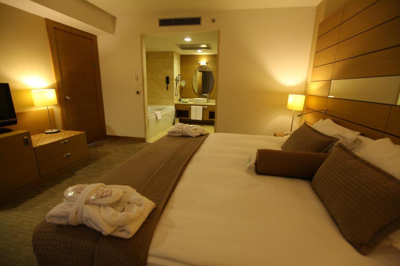 Cpankara Hotel Экстерьер фото A room at the hotel