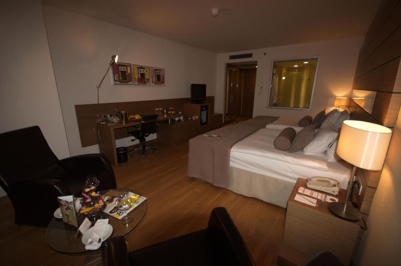 Cpankara Hotel Экстерьер фото A room at the hotel